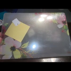 Hard case 16in for macbook